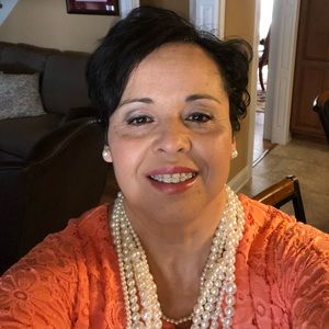 Meet your Posher, Tina